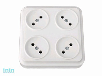 Розетка 4-ая (открытая, б/з) белая, Вариант, BYLECTRICA (штепсельная четырехместная для открытой установки квадратная Гарантийный срок:24 месяца)